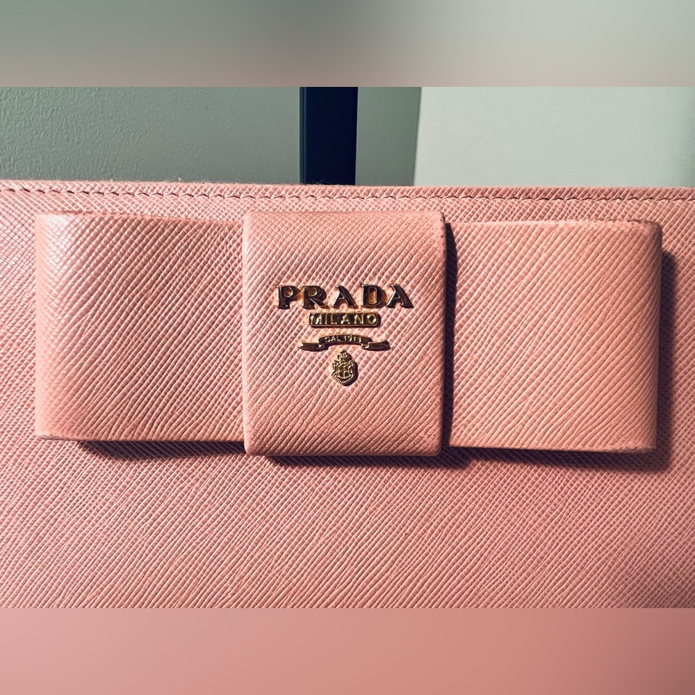 Prada Pink Saffiano Leather Bow Wallet - Picture 2 of 15